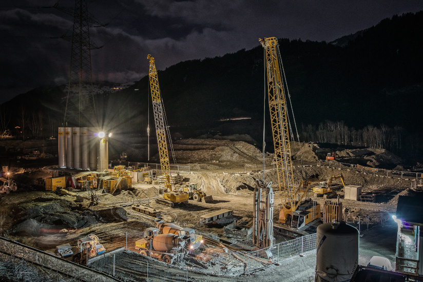 Baustelle in der Nacht