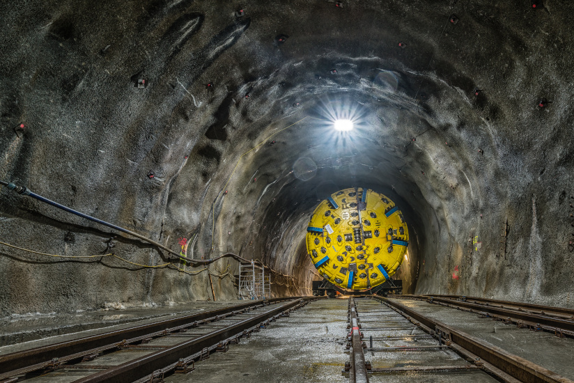 Baustelle mit Tunnelbohrmaschine
